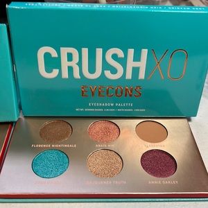 BNIB Crush Cosmetics Duo